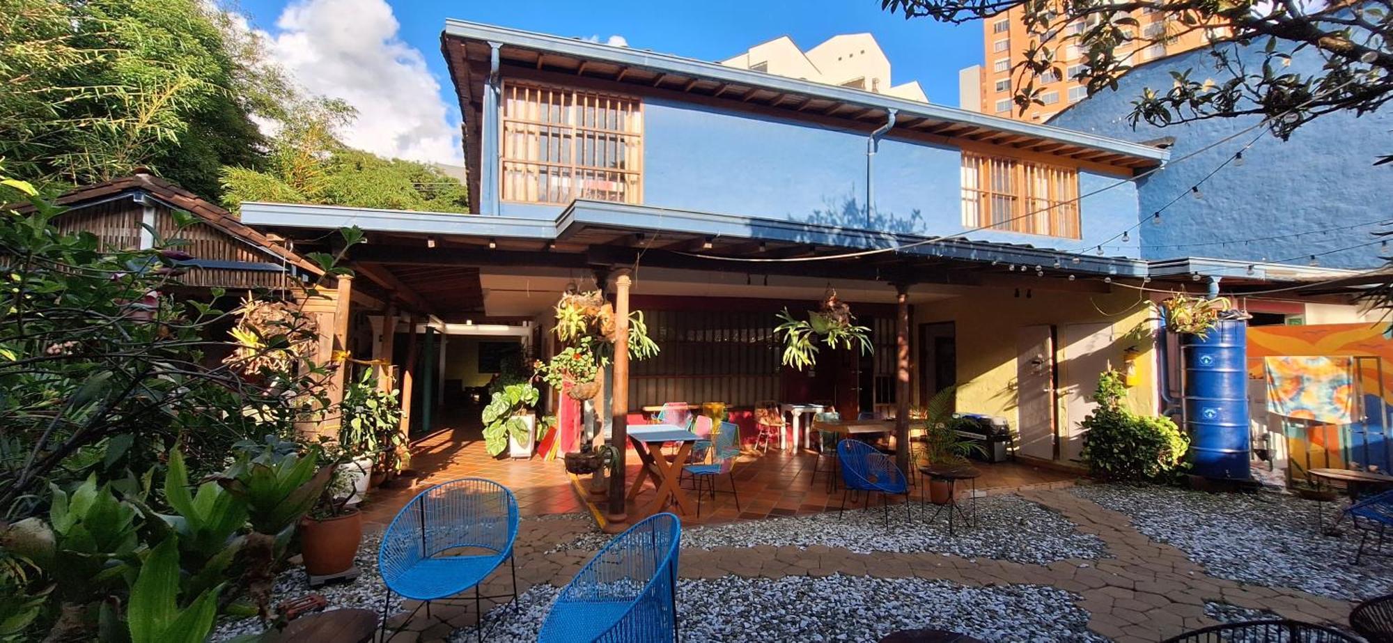 Yolo Hostel Medellin Ngoại thất bức ảnh