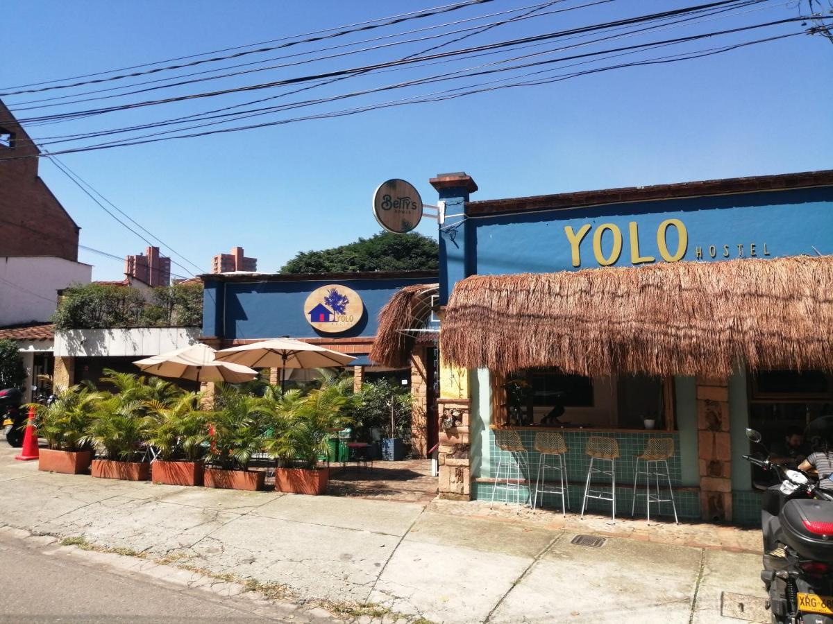Yolo Hostel Medellin Ngoại thất bức ảnh